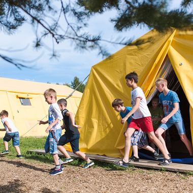 Как открыть палаточный лагерь?